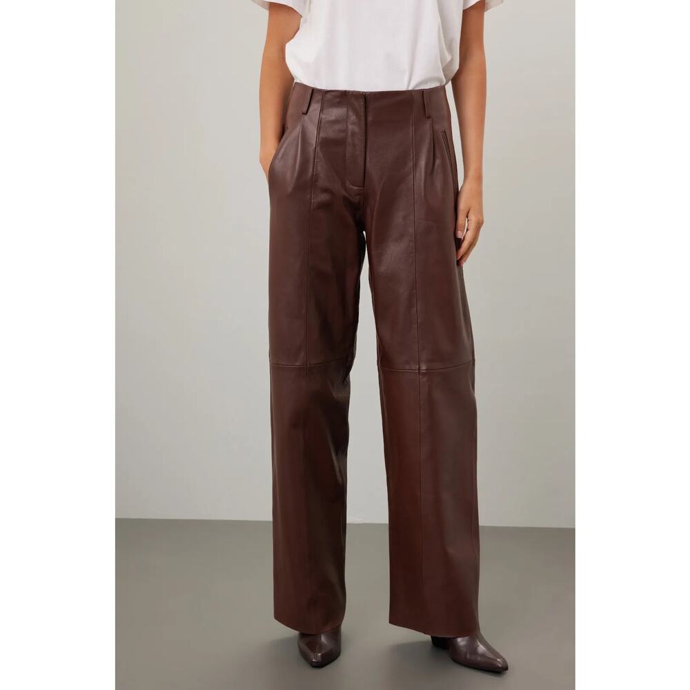 VEDA
Leather Trousers